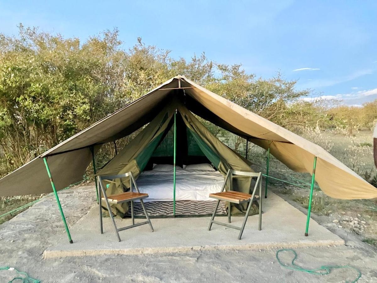 Hotel Kambu Mara Camp à Sekenani Extérieur photo