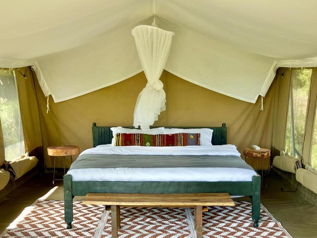 Hotel Kambu Mara Camp à Sekenani Chambre photo