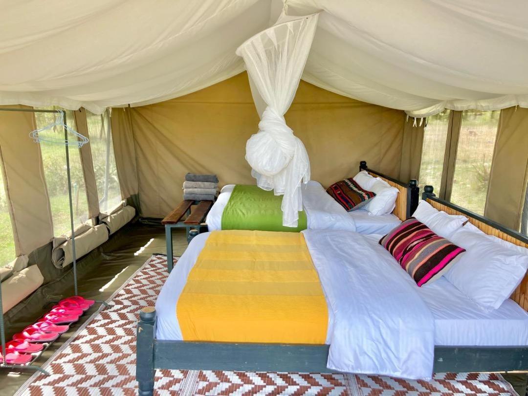 Hotel Kambu Mara Camp à Sekenani Extérieur photo