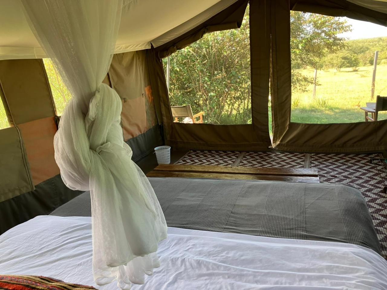 Hotel Kambu Mara Camp à Sekenani Extérieur photo